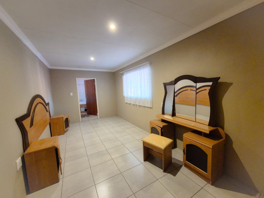 4 Bedroom Property for Sale in Roodia Free State